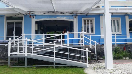 Der Fähranleger mit Immigration...