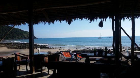 Mango-Lassi schlürfen und auf das Meer schauen..... - wunderbar! 