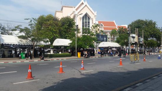 Sperrungen....Zelte aufgebaut - irgendwas ist das los 