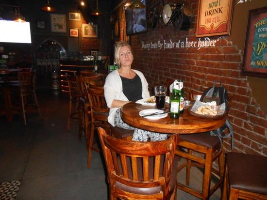 ...im indischen Irish Pub mit wenig indischem Essen ...