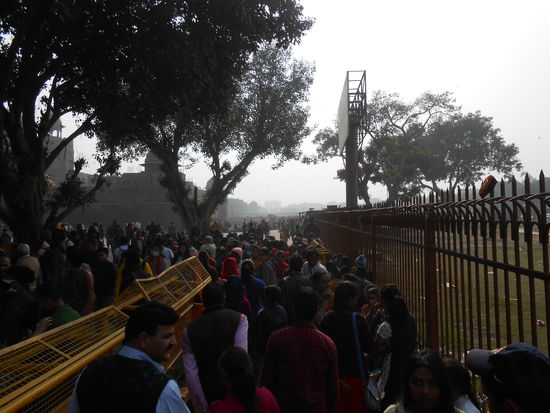 ...unglaublich viele wollten rein bw. raus .... 