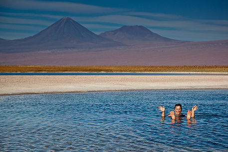 Laguna Ceja - Im Hintergrund mit Vukan Lincancabur 5970m