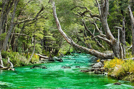 Flusslandschaft auf der Sechs-Seen-Route