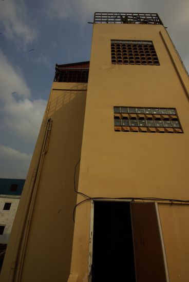 Unser "Wohnturm", das Grand View Guesthouse". Zimmer sind ok für 5$ und es hat ein gutes Restaurant, der Blick ist aber nicht mehr so Grand.