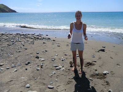 Nina im Sandkasten...