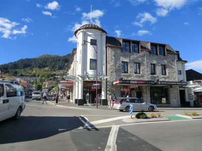 Queenstown I