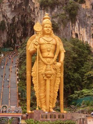 Die Statue ist 43m hoch !