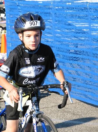 Yoni beim Start vom Radrennen