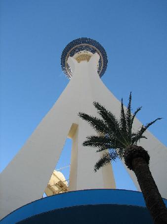 Der Stratosphere Tower ist 355m hoch. Die Kanzel auf 280m.