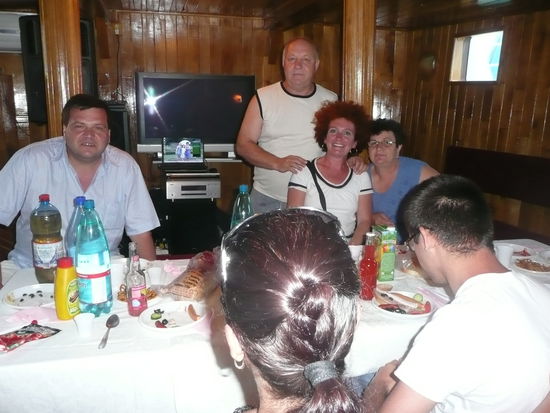 ........und feiern mit dem Kapitän Ilie und seiner Familie ein tolles Fest