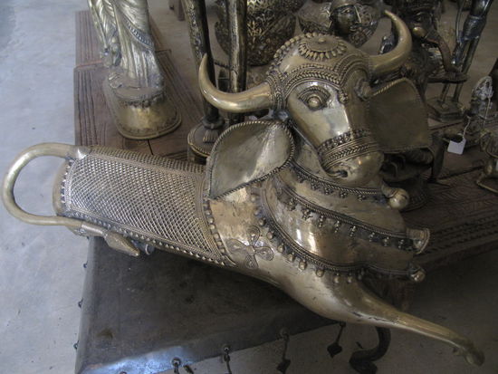 Naehe Kundagaon, Saati: Auch die Adivasi moegen Nandi.