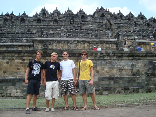 Borobodur - Grösster buddhistische Tempel der Welt