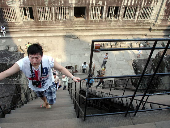 Angkor Wat - Treppenaufgang zum Hauptturm