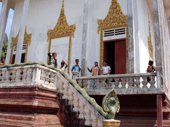 bei dem ich von den Kindern dort bestaunt werde.