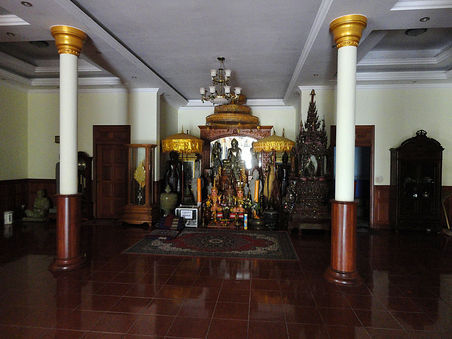Wat Botum