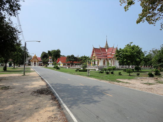 Wat Khot Thai Klai Kangwon