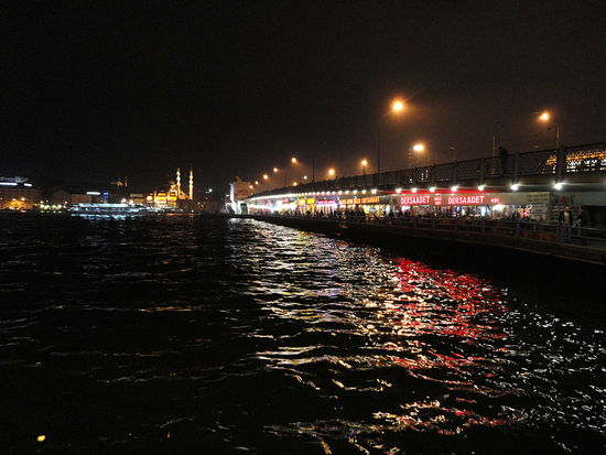 Galatabrücke mit den Fischrestaurants