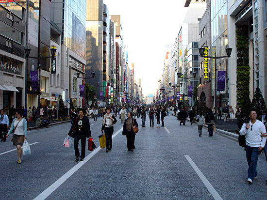 Ginza am Sonntag