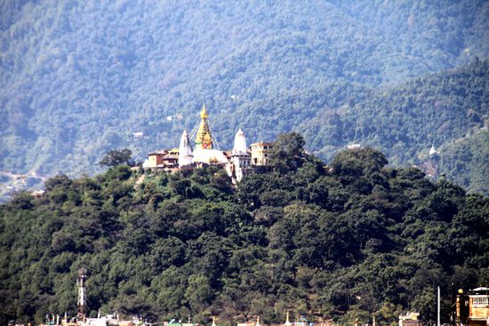 Blick zum Swayambunath