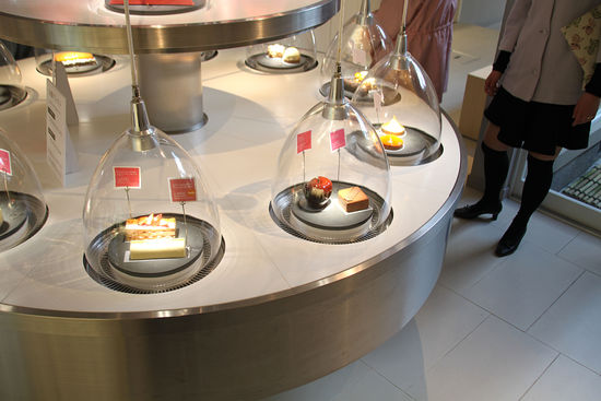 Eine unglaubliche Confiserie beim Philosophenweg.
Teure aber extrem leckere Törtchen.