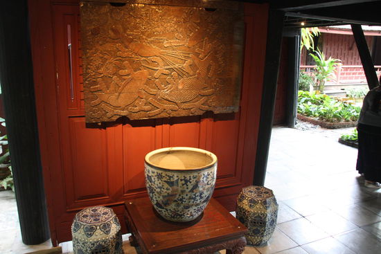 Es lohnt sich das Jim Thompson House einmal anzuschauen.