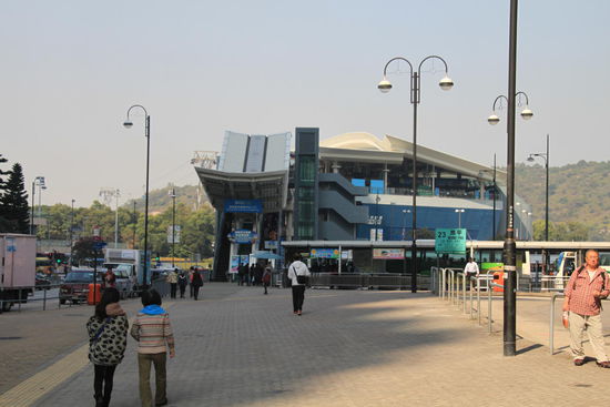 "Talstation" der Seilbahn.