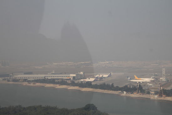 Blick auf den Flughafen Hongkong