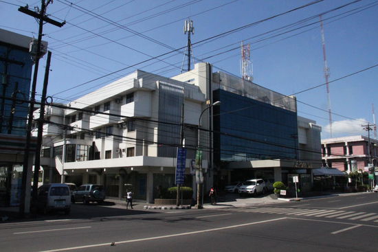 Das L'Fisher wirkt von außen recht unscheinbar.