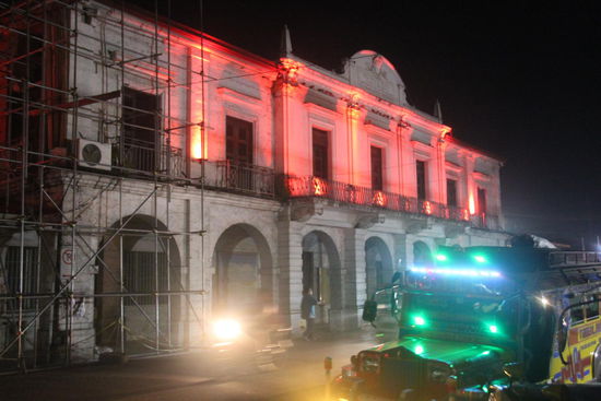 Auf dem Weg zu Jo's, gegenüber der Kathedrale