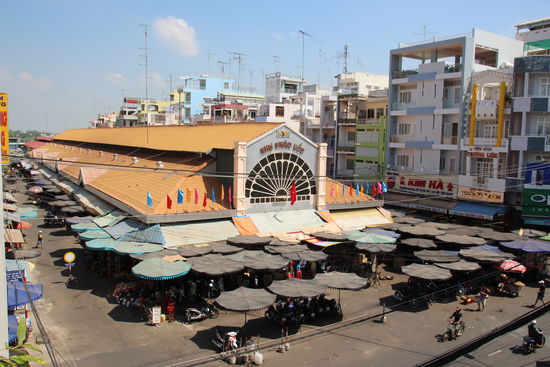 Blick aus dem Fenster auf den Markt aus französischer Zeit
