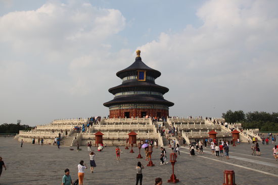 Die Halle der Ernteopfer gilt den Chinesen als schönstes Gebäude der Welt. Er ist auch sehr schön.