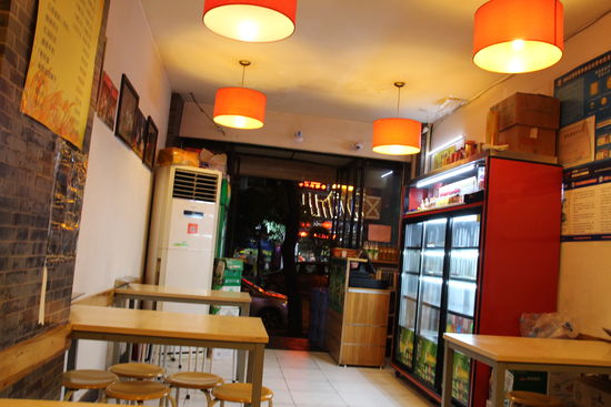 "Bekanntes Nudelrestaurant"