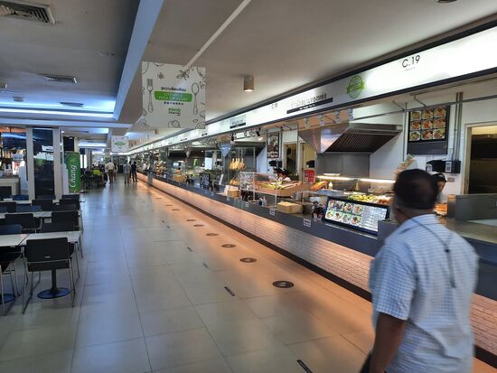 Kleiner Eindruck vom Foodcenter im 6. Stock