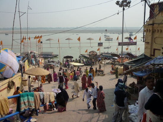 Blick auf das Hauptgath, wo abends die Zeremonie stattfindet.