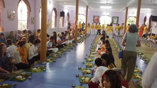 Lunch in der Dininghall