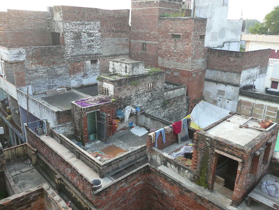 ... hm,wer zuerst den Ganges findet,hat gewonnen  