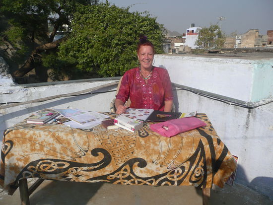 ... der mich immer auf meinem " Hotel - Rooftop " besuchen kommt