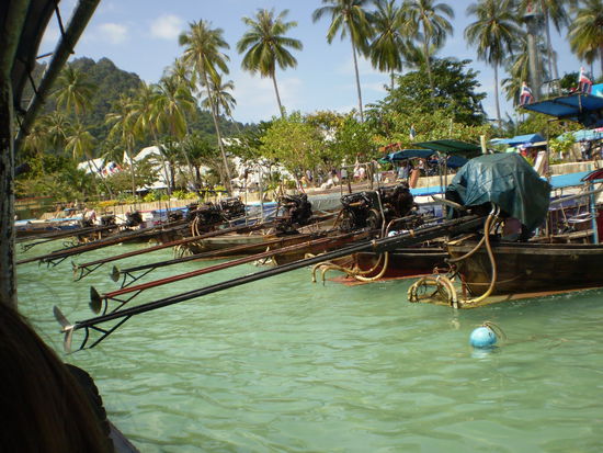 Das sind diese Longtailboote