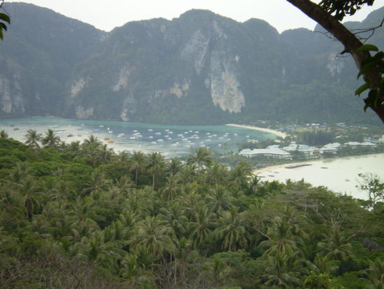 Blick vom Viewingpoint auf Ton Sai Bay