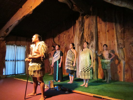 Darbietung der Maoris...