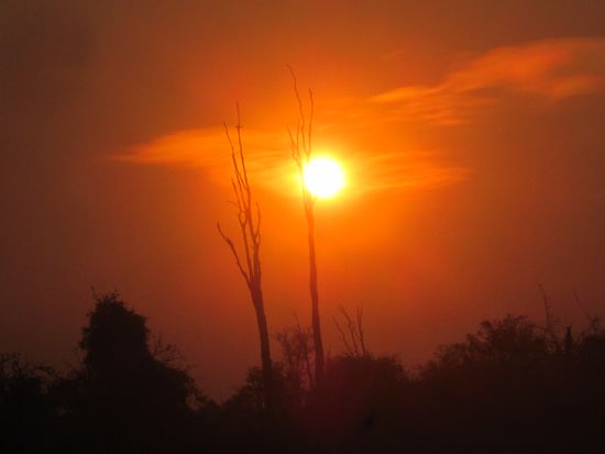 Die Sonne geht langsam unter und die Dämmerung wird folgen.