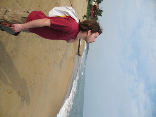 das ist eine Yogastellung mit dem Namen: horizontaler Adler schnuppert Himmel Schaut euch mal meine starke Haltung an! 