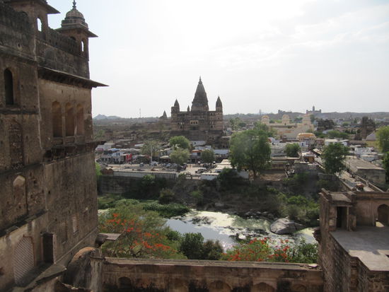 Die wechselnden königlichen Herrscher hatten etwas für gute Sicht übrig und so bauten sie ein paar Stockwerke höher.