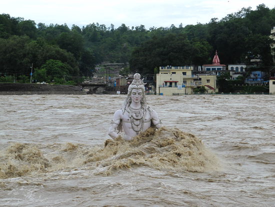 ...doch die Kraft der Götter in Indien ist unglaublich!