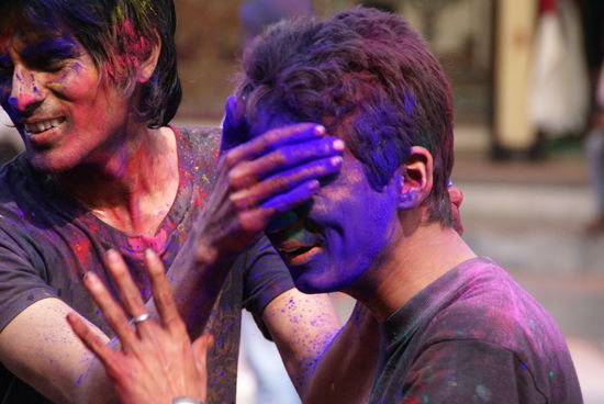 ...wird beschmiert und kommt bunt wieder raus!!  