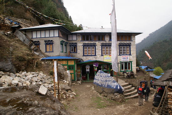 Unsere Lodge in Phakding
