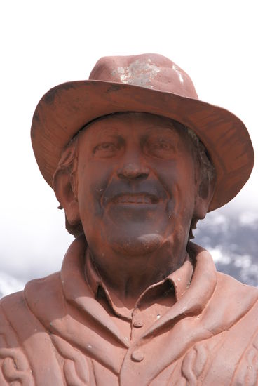 Statue von Edmund Hillary (Erstbesteiger Everest, Mai 1953)