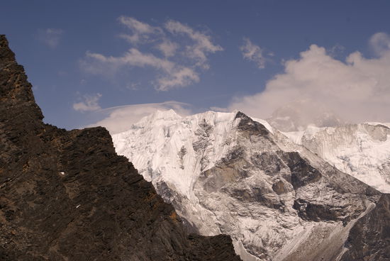 ...und auch zum Island-Peak (Bildmitte)