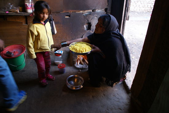 ...lecker Reis in der Slumhütte. 