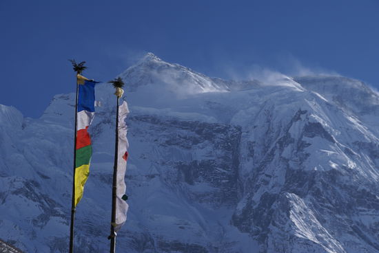 Blick vom Kloster auf den Annapurna II (7937m)
